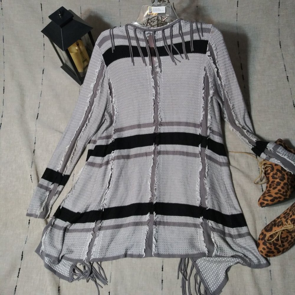 1520 Size Large Belldini Shell And Matching Cardi… - image 6